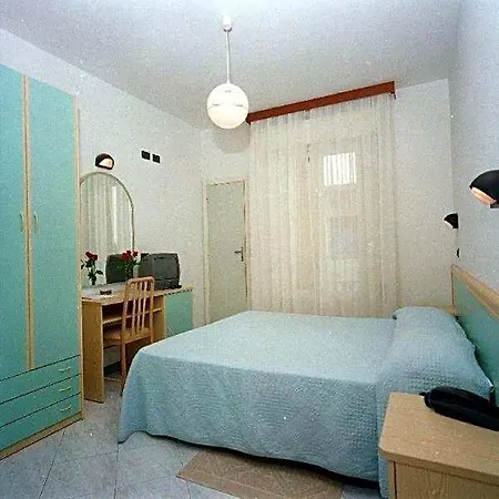 Hotel La Pineta 2*